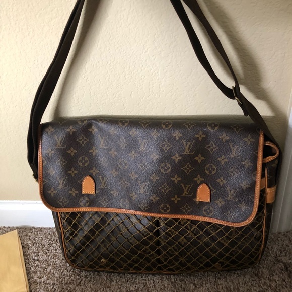 Authentic Louis Vuitton shoulder / computer bag - Picture 2 of 8